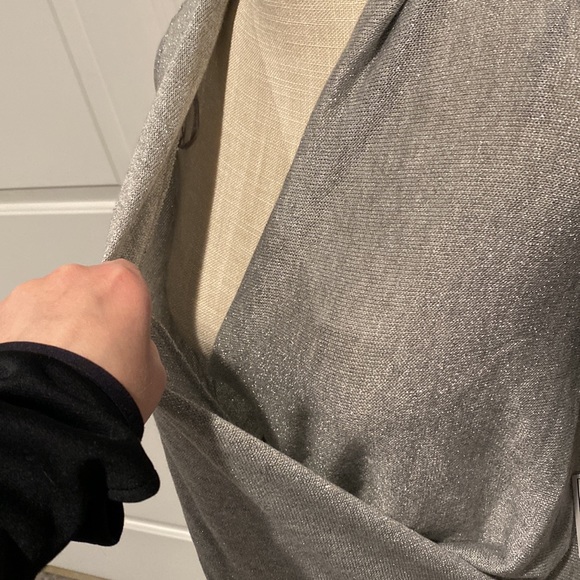 1.State Draped Cross Front Top Size: S - Picture 8 of 16